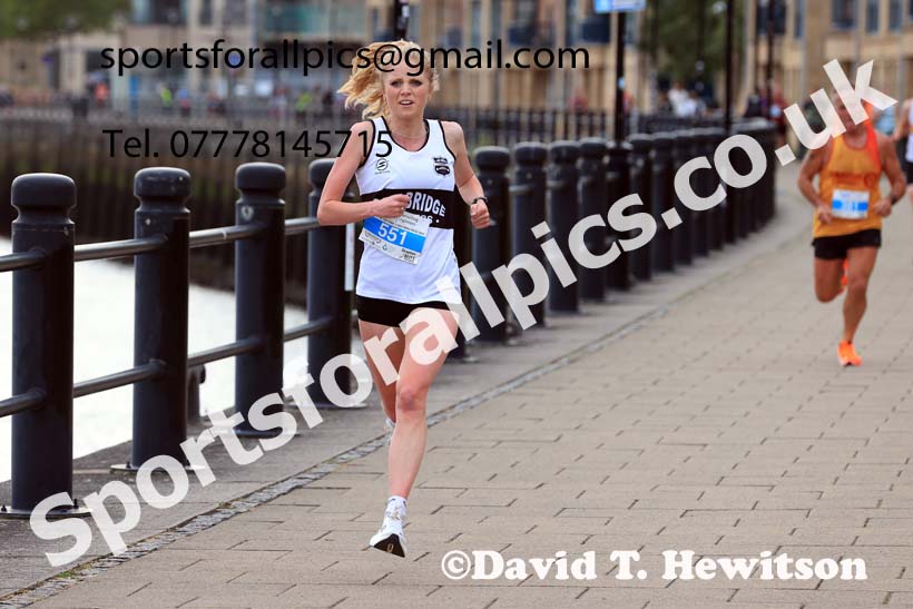 Bridges of the Tyne 5 Mile Road Race, Newcastle Quayside.  Photo: David T. Hewitson/Sports for All Pics